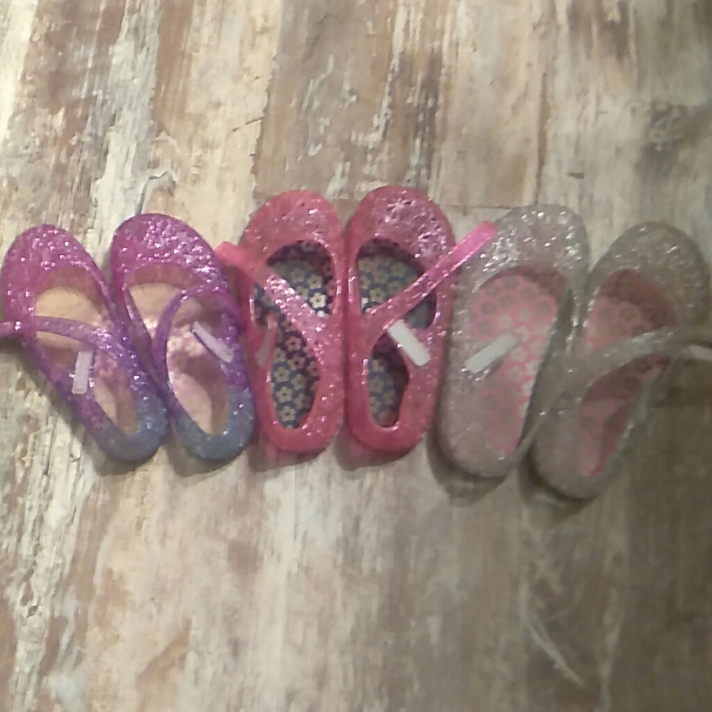 Girls jelly shoes. 3 for $10